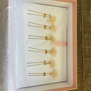 BHLDN Bridal Copine Preserved Flower Hair Pins